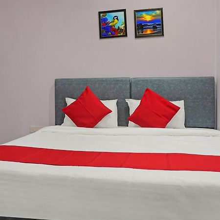 Collection O Gauri Shree Hotel Бопал Екстериор снимка