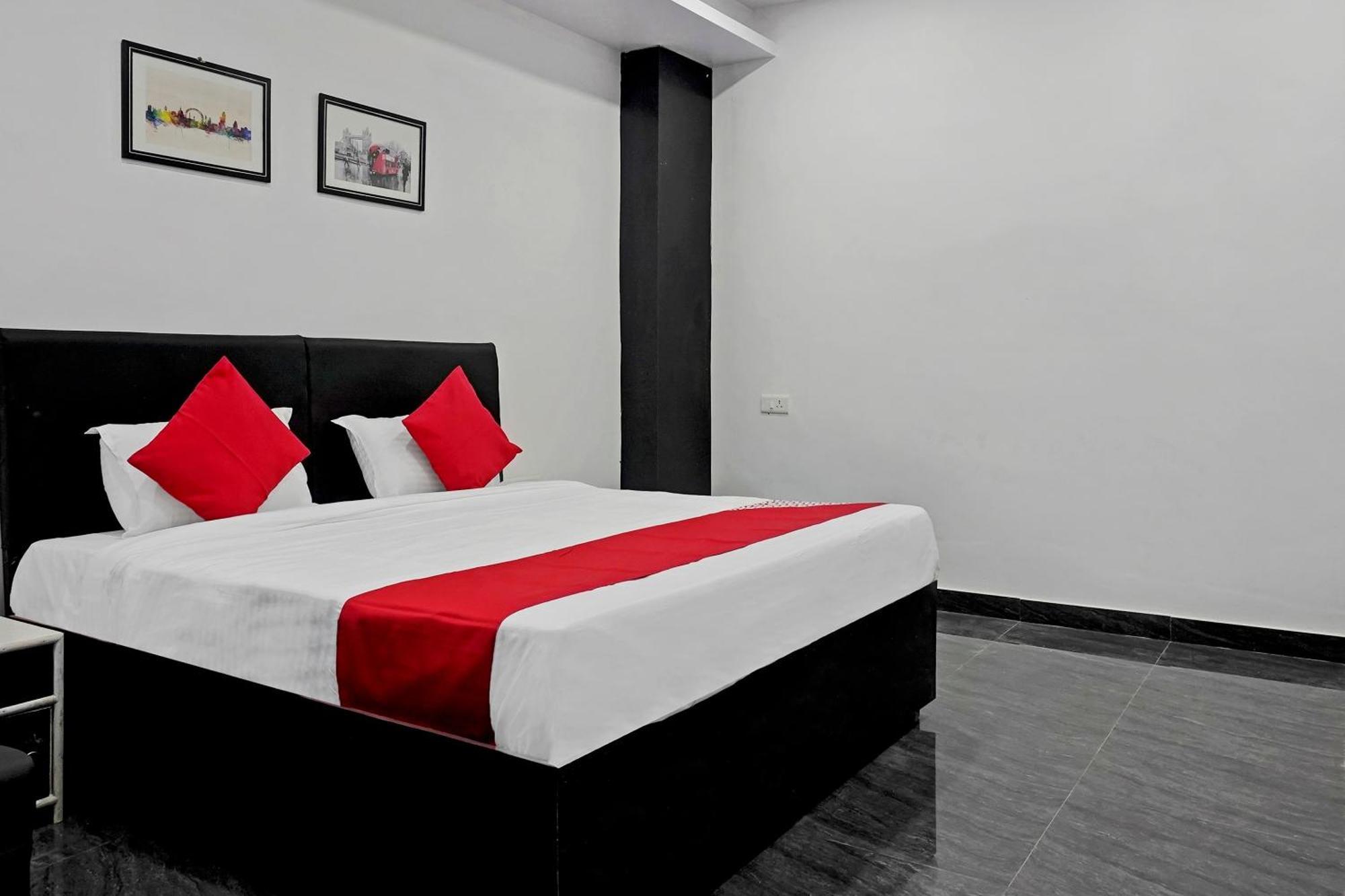 Collection O Gauri Shree Hotel Бопал Екстериор снимка