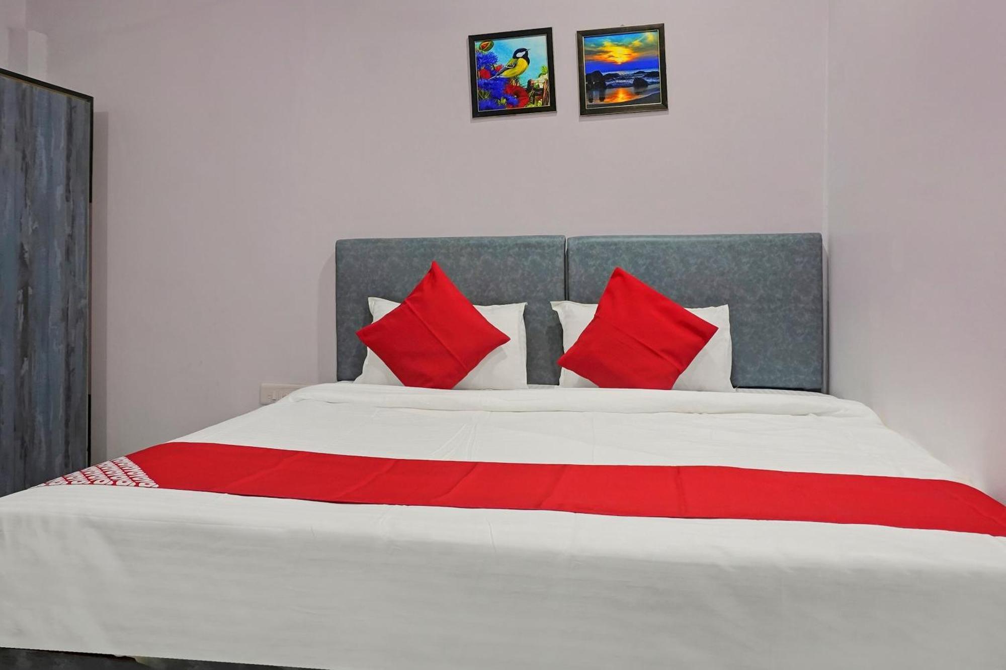 Collection O Gauri Shree Hotel Бопал Екстериор снимка